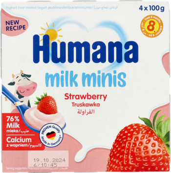Front of Humana Milk Minis Strawberry yogurt, 4x100g, with cartoon cow and fresh strawberries, for 8+ months.