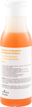 Biała butelka szamponu Botanica Pharma ze skrzypem i biotyną, z pomarańczowym płynem. Widok z przodu, 250ml.