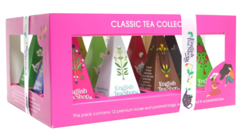 Różowy zestaw herbat Classic Tea Collection z 12 ekologicznymi piramidkami widocznymi w okienku.