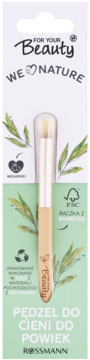Pędzel do cieni For Your Beauty We Love Nature Rossmann, z bambusową rączką, w zielono-białym opakowaniu, widok z przodu.