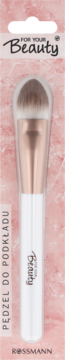 Pędzel do podkładu For Your Beauty Rossmann w blistrze, biały trzonek, różowo-złota skuwka, dwukolorowe włosie.