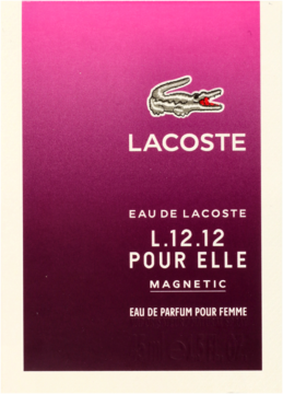 Pionowe opakowanie perfum Lacoste L.12.12 Pour Elle Magnetic, purpurowo-różowe, z logo krokodyla.