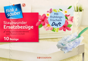 Opakowanie Rossmann Staubwunder: 10 czerwonych zapasowych końcówek czyszczących z wiosennym zapachem, obok duster.