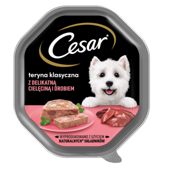 Czarne opakowanie karmy mokrej Cesar z cielęciną i drobiem dla psów, widok z góry. Na etykiecie pies i terrina.
