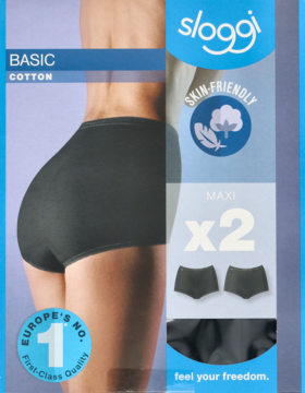 Front opakowania Sloggi Basic Cotton Maxi damskich majtek. Czarne, bawełniane (2 szt.). Widać modelkę.