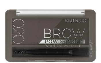 Catrice Brow Powder Set Waterproof 020, ciemnobrązowa paletka z dwoma pudrami i pędzelkiem, widok z góry.