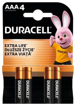 Opakowanie 4 baterii alkalicznych Duracell AAA, napis 'EXTRA LIFE', widok z przodu, różowy króliczek.