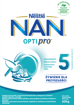 Biało-niebieskie opakowanie Nestle NAN OPTIPRO 5, mleko modyfikowane dla dzieci, widok z przodu.