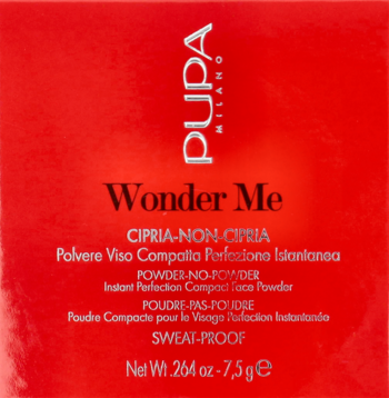 Czerwone opakowanie pudru PUPA Wonder Me Instant Perfection Compact Face Powder, widok z przodu, z napisem Powder-No-Powder.