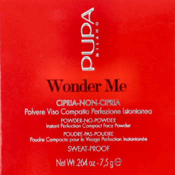 Czerwone opakowanie pudru PUPA Wonder Me Instant Perfection, z napisem Powder-No-Powder, widok z przodu.