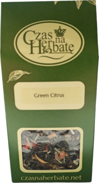 Zielone opakowanie herbaty zielonej liściastej Green Citrus, widok z przodu, z oknem na liście i owoce.