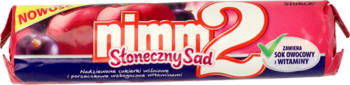 Różowe opakowanie cukierków nimm 2 Słoneczny Sad, nadziewanych wiśniowych i porzeczkowych, widok z przodu.