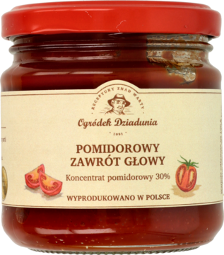 Przezroczysty słoik koncentratu pomidorowego 30% "Pomidorowy Zawrót Głowy", czerwona zakrętka, etykieta z pomidorami.