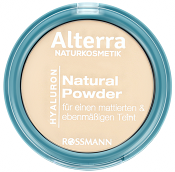 Alterra Hyaluron Natural Powder, jasnobeżowy puder matujący z kwasem hialuronowym, w turkusowej, okrągłej puderniczce.