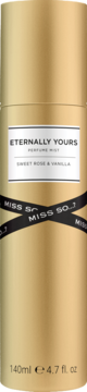 Złota butelka Miss So Eternally Yours Perfume Mist, Sweet Rose & Vanilla, z czarnym paskiem, 140ml.