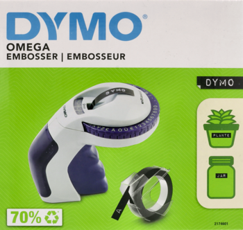 Wytłaczarka etykiet DYMO Omega biało-fioletowa, z czarną taśmą, na zielono-białym opakowaniu produktu.