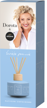 Dyfuzor zapachowy Dorota & AROMA HOME, Świeże pranie. Błękitne pudełko ze zdjęciem Doroty i patyczkami.