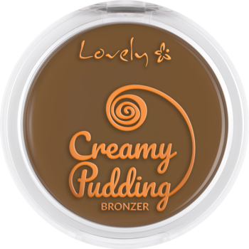 Kremowy bronzer Lovely Creamy Pudding w okrągłym brązowym kompakcie, pomarańczowe napisy, widok z góry.