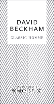 Białe pudełko perfum David Beckham Classic Homme EDT 50ml, z frontem pokrytym szaro-białą jodełką.