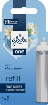 Glade ONE Pure Clean Linen refill do odświeżacza powietrza, niebieskie opakowanie z kwiatami, widok z przodu.