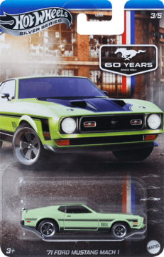 Hot Wheels Silver Series '71 Ford Mustang Mach 1, jasnozielony model die-cast w blistrze, na ilustrowanym tle miasta.