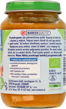 Tył słoiczka z ekologicznym daniem dla dzieci: sosem pomidorowym i makaronem. Etykieta z informacją o braku soli.