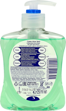 Tył ergonomicznej butelki antybakteryjnego mydła w płynie Carex Aloe Vera, z zielonym płynem i etykietą.
