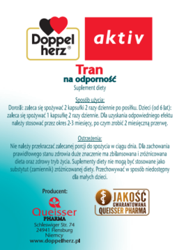 Tył niebieskiego opakowania Doppelherz® Tran na odporność, z instrukcjami i logo Queisser Pharma.