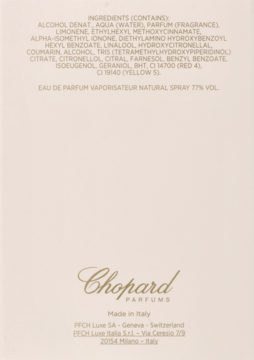 Tył beżowego opakowania perfum Chopard Brilliant Wish z listą składników, pojemnością i danymi producenta.