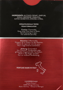 Tył czerwono-czarnego opakowania perfum Bugatti Performance Red, ze składnikami, ostrzeżeniami i logiem LUXESS.