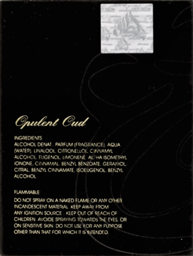 Tył czarnego opakowania perfum Opulent Oud ze złotym napisem, listą składników, ostrzeżeniami i hologramem.