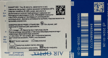 Close-up tyłu opakowania soczewek Air Optix Plus HydraGlyde, widoczna etykieta z kodami kreskowymi i datami ważności.