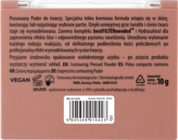 Tył jasnobrązowego pudru do konturowania NAM w kompakcie, z czytelnymi napisami, kodem kreskowym i symbolem vegan.