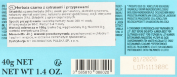 Tył opakowania herbaty czarnej z cytrusami i przyprawami. Niebieskie tło, widoczne polskie opisy i kod EAN.