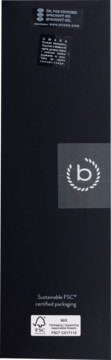 Boczna ściana matowego, czarnego opakowania zestawu Bugatti Signature Blue z logo 'b' i certyfikatem FSC.