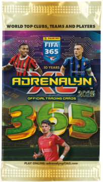 Złota saszetka Panini FIFA 365 Adrenalyn XL 2025, oficjalne karty piłkarskie z wizerunkami trzech graczy, widok z przodu.