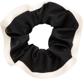 Satynowa gumka scrunchie, czarna z białą falbanką, idealna do eleganckich upięć włosów.