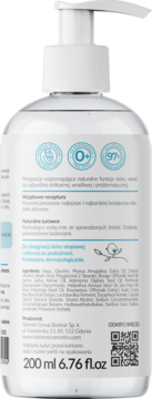 Tył butelki Momme Kicia Kocia, emolientowa emulsja do mycia dla dzieci 200ml, widoczny skład i 97% naturalnych składników.