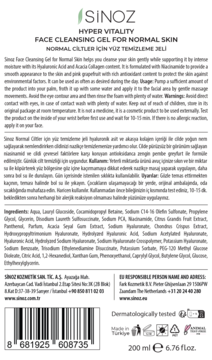 Tył białej butelki żelu do mycia twarzy Sinoz, z czarnymi napisami, kodem kreskowym i napisem 200ml.
