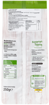 Tył zielono-białego opakowania Bio Getreideverstrudel na bazie owsa 250g z tabelą wartości odżywczych i składników.