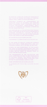 Tył opakowania Guerlain Aqua Allegoria z tekstem o zrównoważonym rozwoju, recyklingu i złotym logo pszczoły na jasnoróżowym tle.