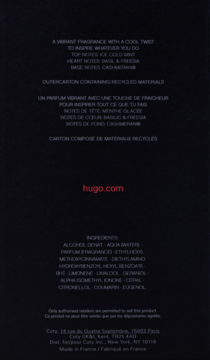 Tył czarnego opakowania Hugo Boss Hugo Just Different, z opisem nut zapachowych, składnikami i logo hugo.com.