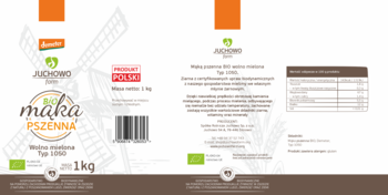Opakowanie BIO mąki pszennej Juchowo Farm, typ 1050, 1kg, widok przodu i tyłu na białym tle.