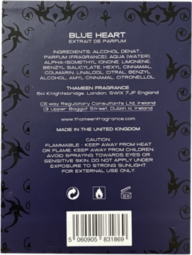 Tył niebieskiego opakowania perfum Thameen Blue Heart Extrait De Parfum z białym tekstem składników i ostrzeżeń.