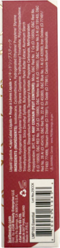 Tył czerwonego opakowania matowej pomadki J.Cat Beauty Lip Lock Essential, widoczna lista składników i kod kreskowy.
