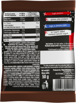 Tył opakowania proteinowego ciastka z karmelem i orzechami, widoczna tabela wartości odżywczych, skład i kod kreskowy.
