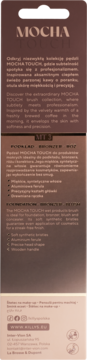 Tył opakowania pędzla MOCHA TOUCH. Brązowe tło z listą cech, takich jak syntetyczne włosie i drewniana rączka.