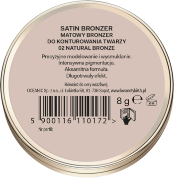 Tył okrągłego, beżowego opakowania matowego bronzera do konturowania twarzy 02 Natural Bronze, napisy, kod.