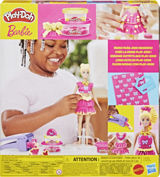 Tył opakowania zestawu Play-Doh Barbie Falbanki i kokardki, z dzieckiem tworzącym stroje i fryzury z ciastoliny.