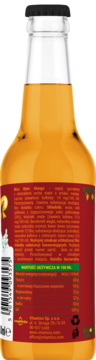 Tył szklanej butelki napoju gazowanego z mango i yerba mate. Czerwona etykieta z danymi odżywczymi.